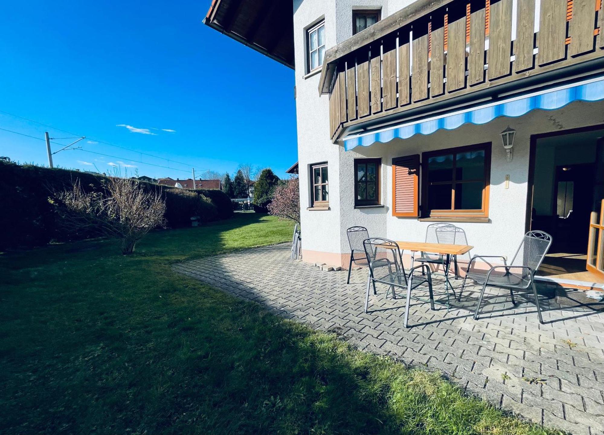 Alpine Gemuetlichkeit Fuer 4 Mit Grosser Sonnenterrasse